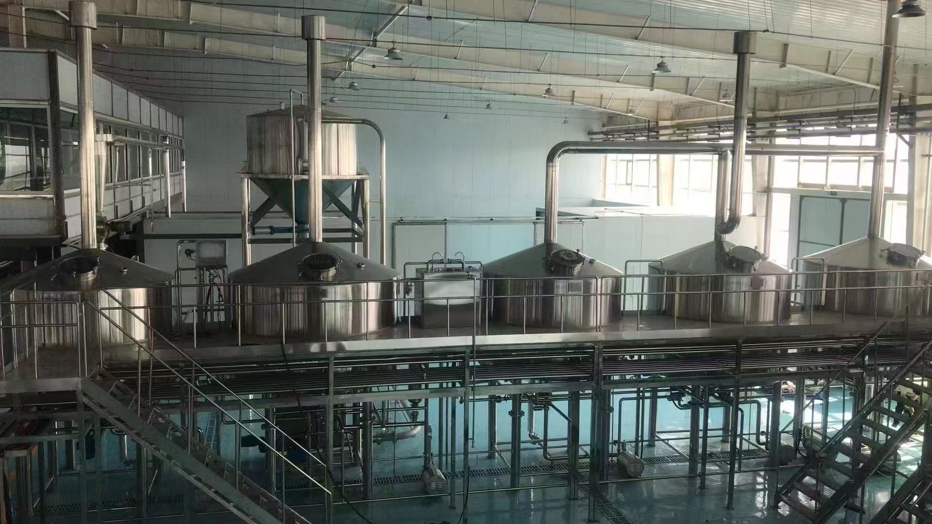 定边精酿啤酒设备厂—精酿啤酒设备主要生产工艺与核心技术